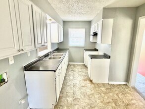 3203 Aden St in Memphis, TN - Foto de edificio - Building Photo