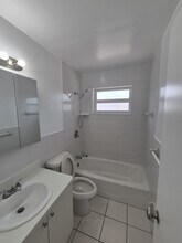 3518 Taylor St in Hollywood, FL - Building Photo - Building Photo