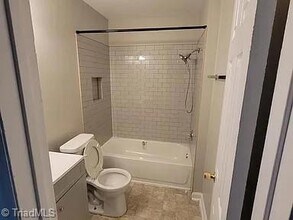 1615 E 10th St in Winston-Salem, NC - Building Photo - Building Photo