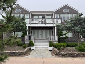 1005 Surf View Walk in Ocean Beach, NY - Building Photo