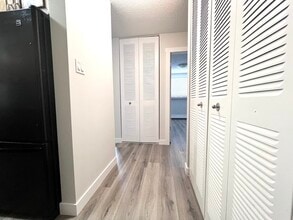 5715-5133 133 Ave NW in Edmonton, AB - Building Photo - Building Photo