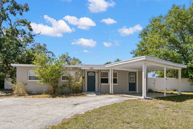 6830 George M Lynch Dr N in St. Petersburg, FL - Building Photo - Building Photo