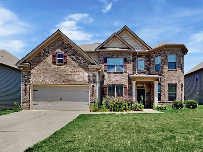 335 Hinton Chase Pky