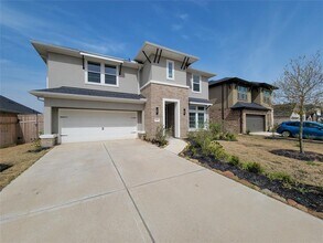 31526 Beacon Cove Trl in Fulshear, TX - Building Photo - Building Photo