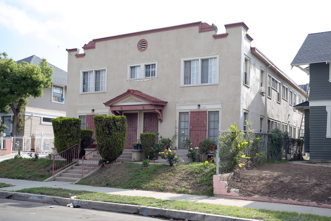 1662 S Hobart Blvd in Los Angeles, CA - Building Photo - Primary Photo