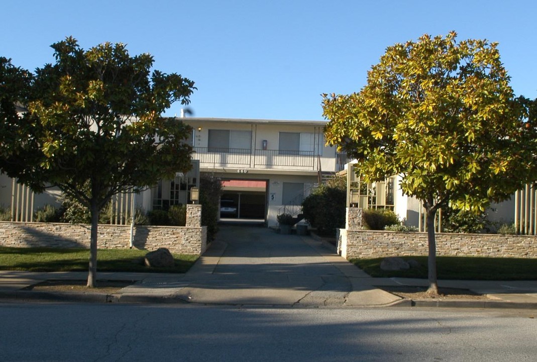 440 Walnut St in San Carlos, CA - Building Photo