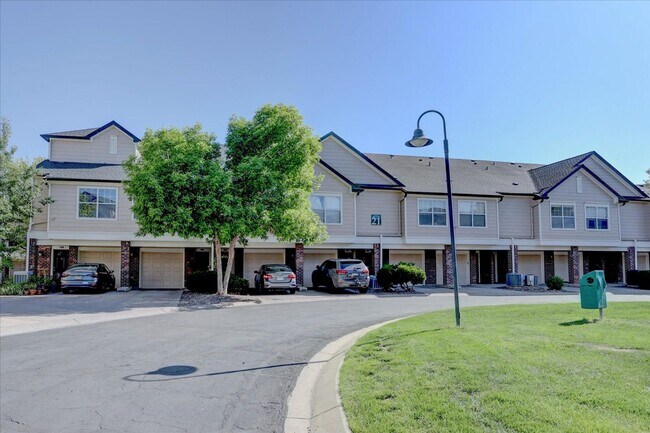 1849 Spaulding Cir