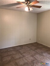 402 Deerwood Dr in San Marcos, TX - Building Photo - Building Photo
