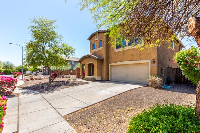 16306 N 73rd Dr in Peoria, AZ - Foto de edificio - Building Photo