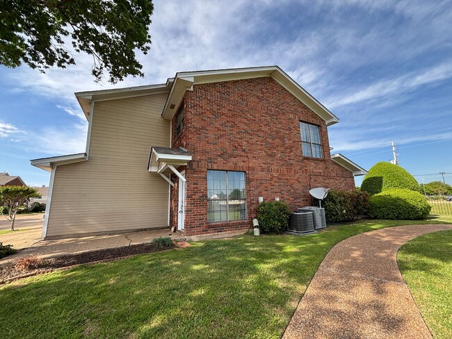 12 Meadow Creek Dr in Bossier City, LA - Building Photo - Building Photo