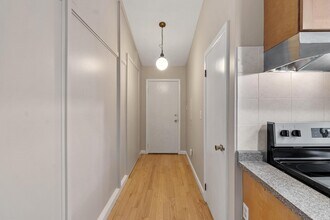 103 Elmcrest Rd in North Andover, MA - Building Photo - Building Photo