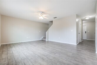 5155 Wildgoose Dr in North Port, FL - Building Photo - Building Photo