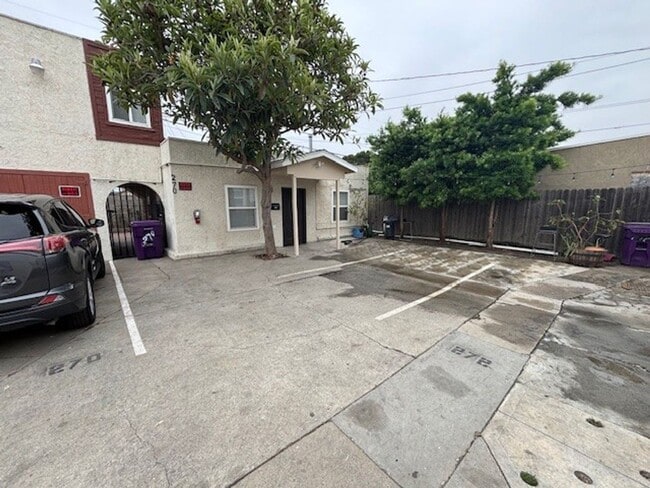 property at 270-278 E 55th St