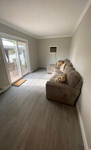 268 Browns Rd, Unit Browns in Nesconset, NY - Foto de edificio - Building Photo