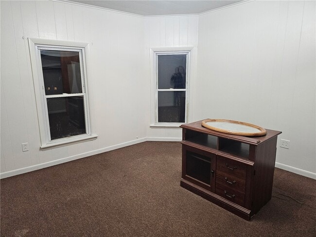 property at 21 Armory Pl