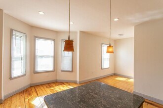 127 Marcella St in Boston, MA - Building Photo - Building Photo