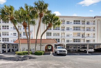 931 Gardenia Dr in Delray Beach, FL - Building Photo - Building Photo