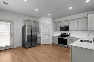 10933 Tildon Ave in Austin, TX - Building Photo - Building Photo
