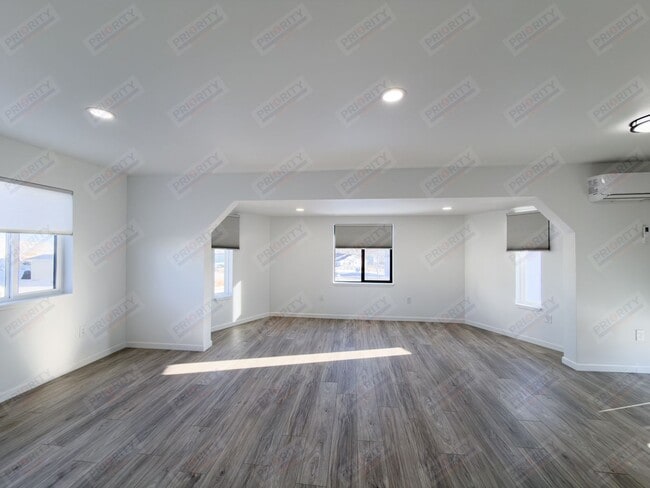 430 Oregon Ave in Gillette, WY - Building Photo - Building Photo