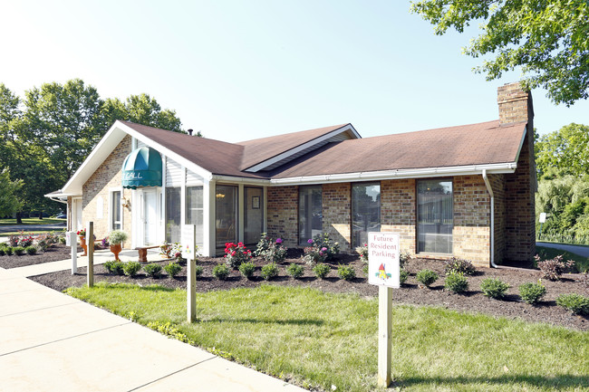 Port O'Call Apartments in New Haven, IN - Building Photo - Building Photo