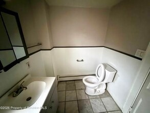 704 Hazle St in Wilkes-Barre, PA - Building Photo - Building Photo