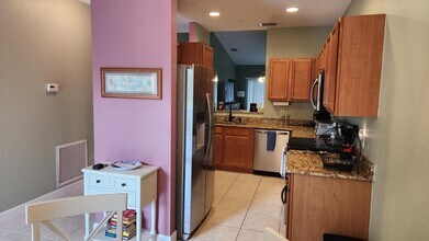 4220 Gator Trace Ave in Fort Pierce, FL - Building Photo - Building Photo