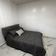 15761 SW 42nd Terrace in Miami, FL - Building Photo - Building Photo