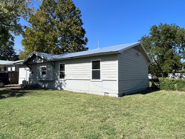 property at 109 W 62nd Pl N