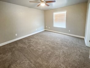 1710 E ChuckWagon Dr in Hobbs, NM - Building Photo - Building Photo