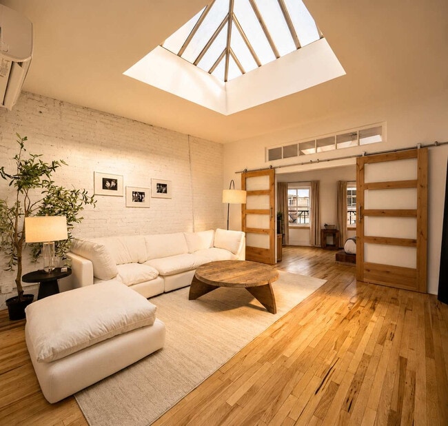 354 Bowery-SI ID1035017P