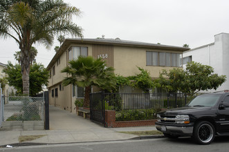 1558 N Harvard Blvd in Los Angeles, CA - Building Photo - Building Photo