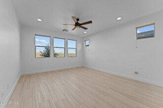 3727 Goldmine Cyn Wy in Wickenburg, AZ - Building Photo - Building Photo