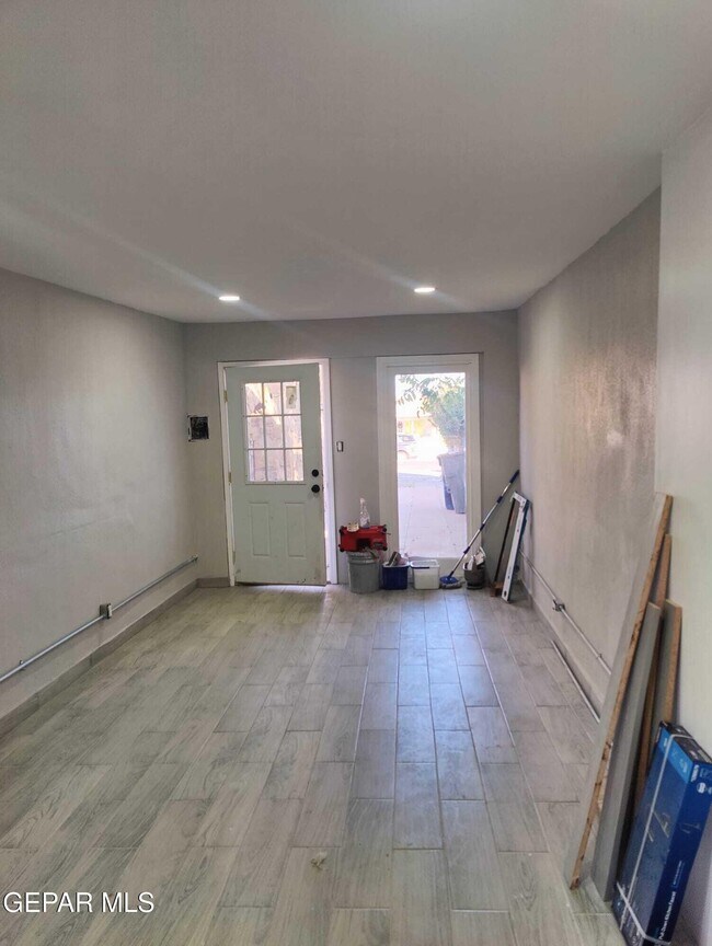 2227 Grant Ave in El Paso, TX - Building Photo - Building Photo