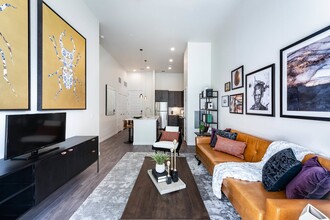 AMLI Art District in Denver, CO - Building Photo - Interior Photo