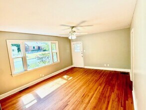 415 Hugo St in Durham, NC - Building Photo - Building Photo