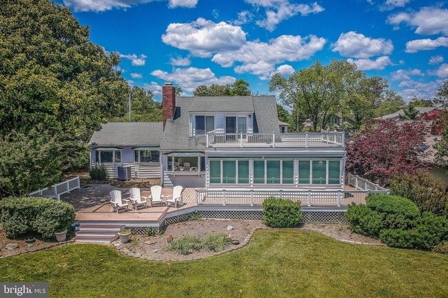 property at 117 Bay Dr