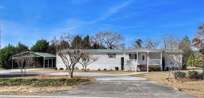 892 W Five Notch Rd in North Augusta, SC - Building Photo - Building Photo