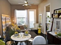 5455 Richmond Ave. photo'