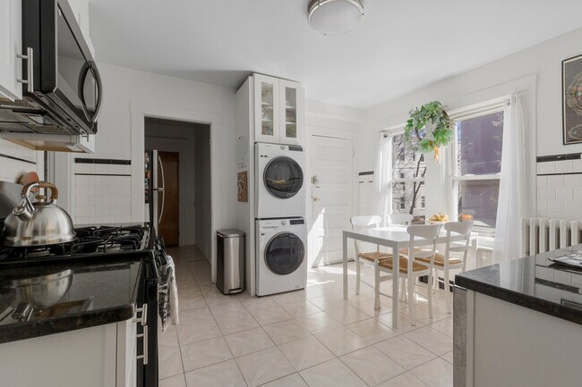 97 Beacon St, Unit 3T