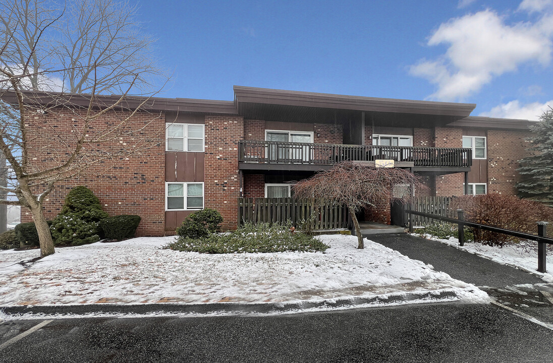 50 Balance Rock Rd in Seymour, CT - Building Photo