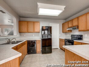 9931 Bermuda Palm in San Antonio, TX - Building Photo - Building Photo