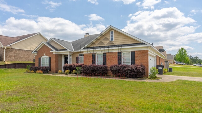 41 Shadow Wood Ln in Smiths Station, AL - Building Photo - Building Photo
