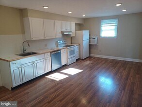 43 Durham Rd in Penndel, PA - Building Photo - Building Photo