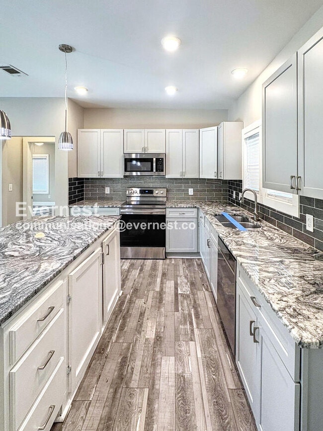 463 Valley Hill Rd SE in Riverdale, GA - Building Photo - Building Photo