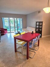 2990 NE 16th Ave in Oakland Park, FL - Building Photo - Building Photo