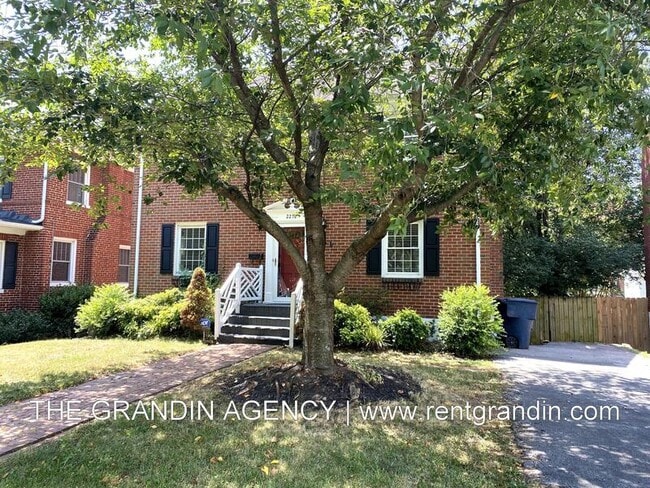 2272 Westover Ave SW in Roanoke, VA - Building Photo - Building Photo