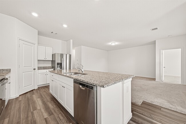 property at 1077 Lacebark Pne Ln