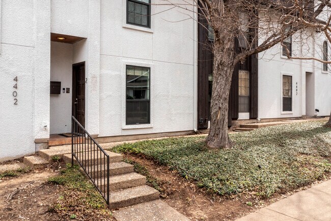 4402 Buena Vista St in Dallas, TX - Building Photo - Building Photo