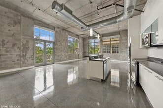 434 NW 1st Ave in Fort Lauderdale, FL - Building Photo - Building Photo