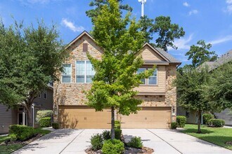 14 Cheswood Manor Drive in The Woodlands, TX - Building Photo - Building Photo